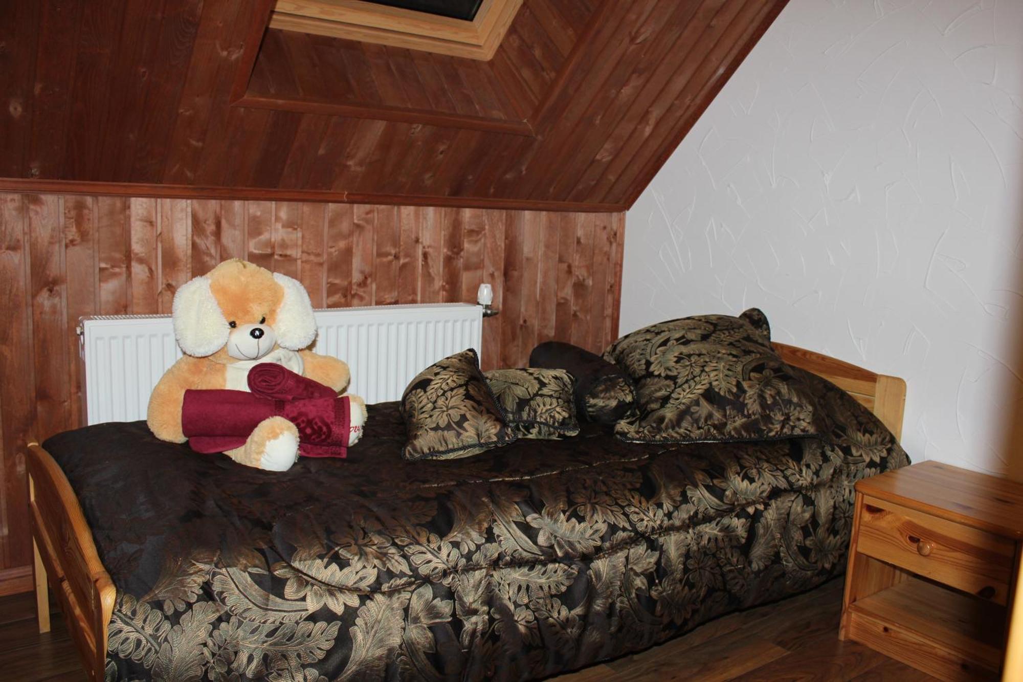 Krapi Guesthouse Treimani Zimmer foto