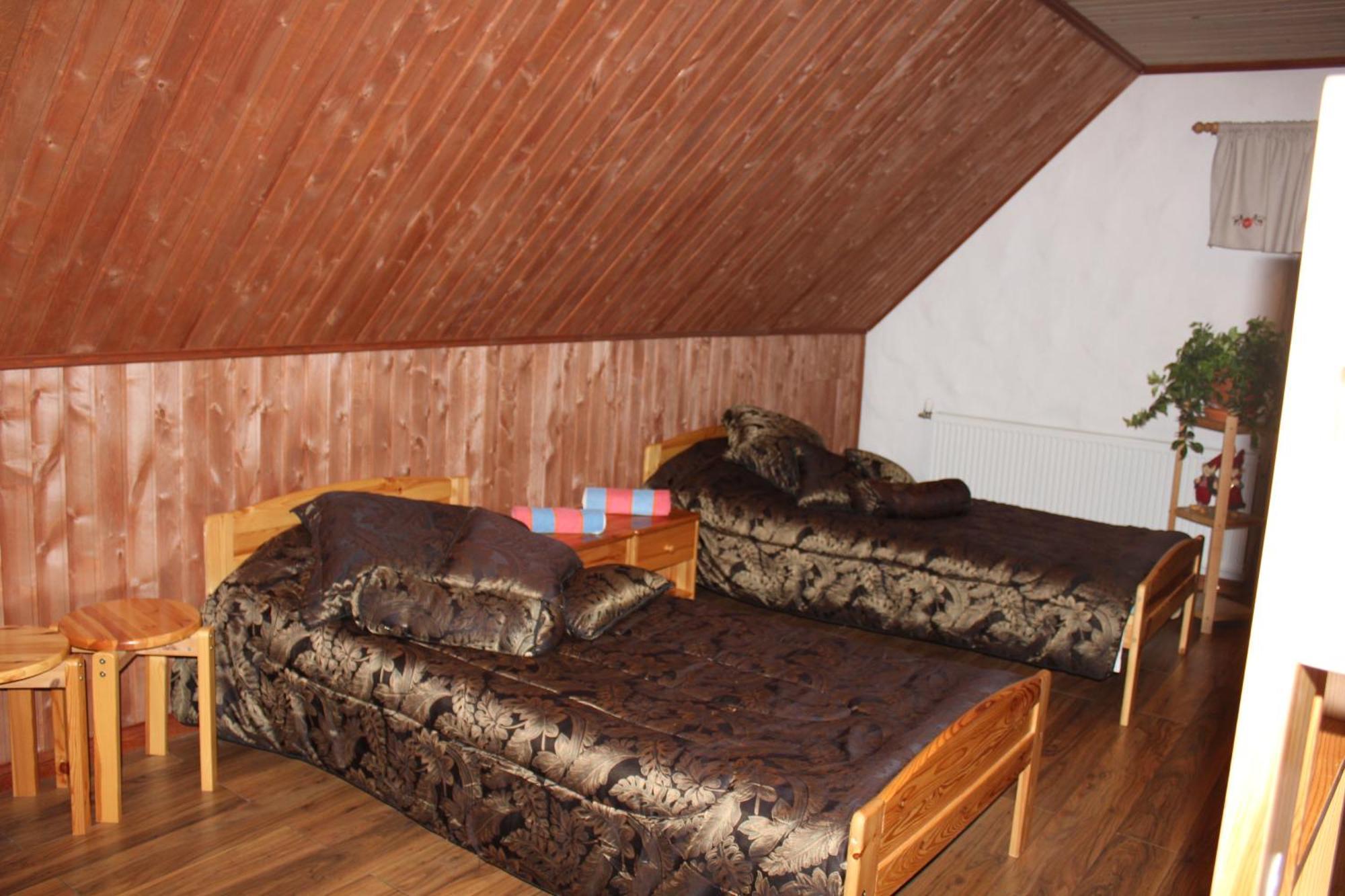 Krapi Guesthouse Treimani Zimmer foto