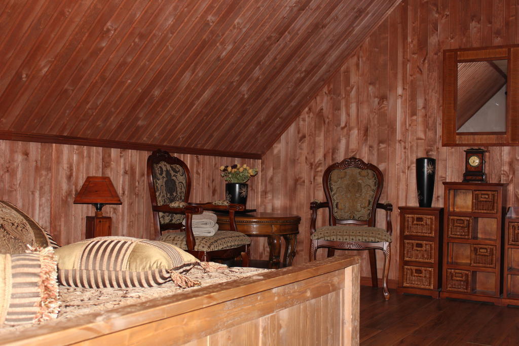 Krapi Guesthouse Treimani Zimmer foto